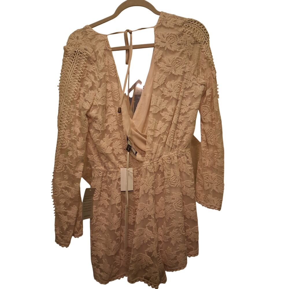 Adelyn Rae Lace Romper - Picture 3 of 8